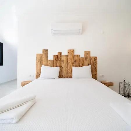Villa Muestakil Yuezme Havuzlu Genis Bahceli Villa Loft Fethiye